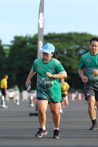 BIB: 451
                            <button type="button" onclick="openModal(5173081)" class="btn btn-primary btn-sm float-right btn-popup" data-toggle="modal" data-target=".modal-high-quality">
                        <i class="fas fa-shopping-cart"></i> Add to Cart
                    </button>
                                            <button type="button" onclick="isThisMe(5173081, true)" class="btn btn-success btn-sm float-right btn-popup btn-isme hidden" data-toggle="tooltip" data-placement="bottom" title="นี่คือรูปของคุณใช่ไหม คลิกที่นี่เพื่อเอาเข้าอัลบั้ม">
                        <i class="fas fa-plus"></i> Add to album
                    </button>
                    <button type="button" onclick="isThisMe(5173081, false)" class="btn btn-warning btn-sm float-right btn-popup btn-isnotme hidden">
                        <i class="fas fa-ban"></i> Remove from album
                    </button>